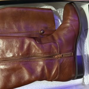 International Concepts Boots